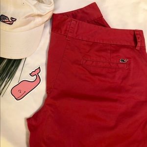 Vineyard Vines - Size 10 - Women’s Shorts 🐳🏝